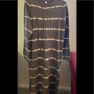 Tie-dye pattern dress—never worn
